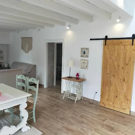 La Casa De La Huerta Stylish Family In Countryside *