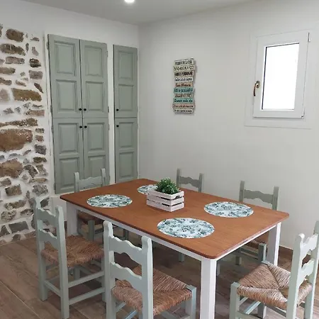 Holiday home La Casa De La Huerta Stylish Family In Countryside