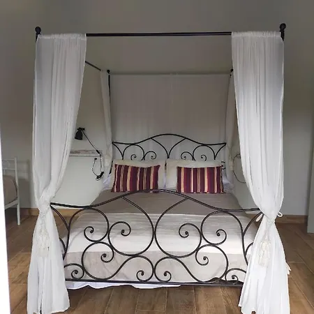 Holiday home La Casa De La Huerta Stylish Family In Countryside